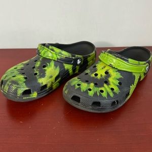 Green crocs